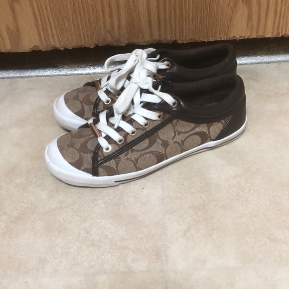COPY - Wmn’s Coach Sneakers